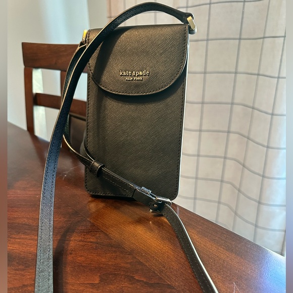 kate spade Handbags - Kate Spade Black Mini Crossbody Bag